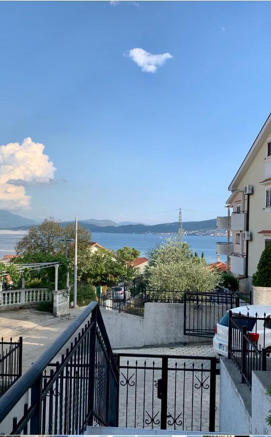 Lastochka.Mne Apartments Baošići 外观 照片