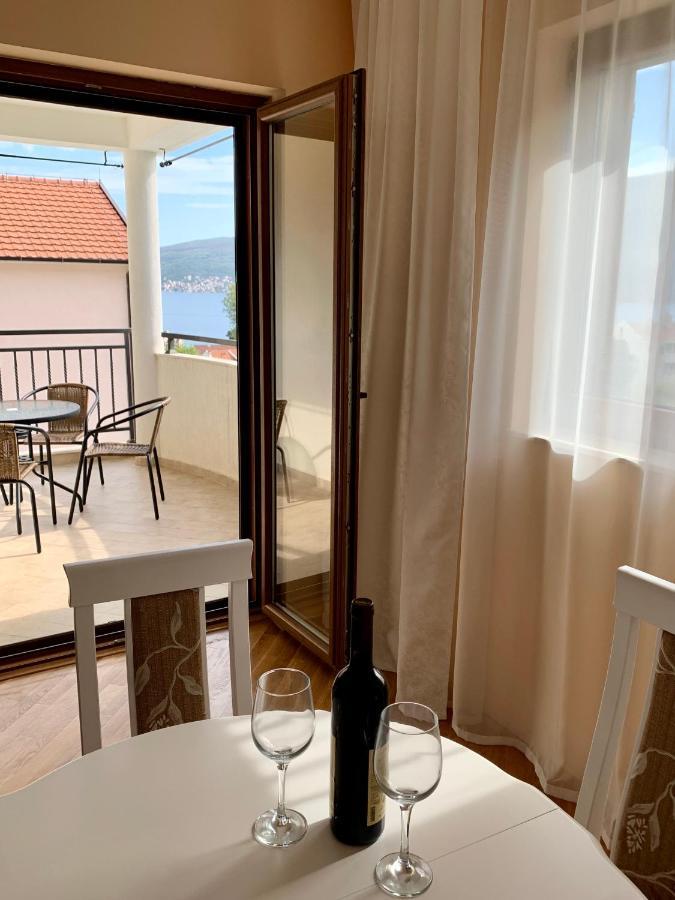 Lastochka.Mne Apartments Baošići 外观 照片