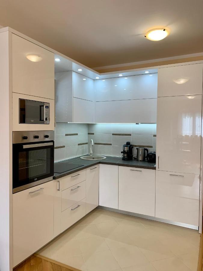 Lastochka.Mne Apartments Baošići 外观 照片