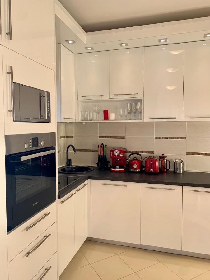 Lastochka.Mne Apartments Baošići 外观 照片