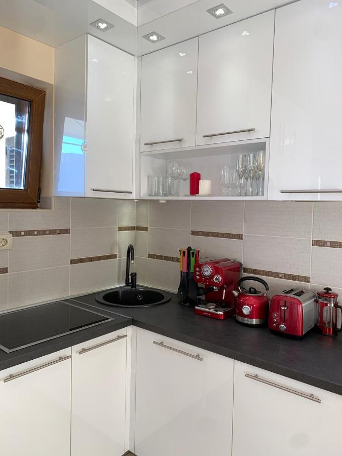 Lastochka.Mne Apartments Baošići 外观 照片