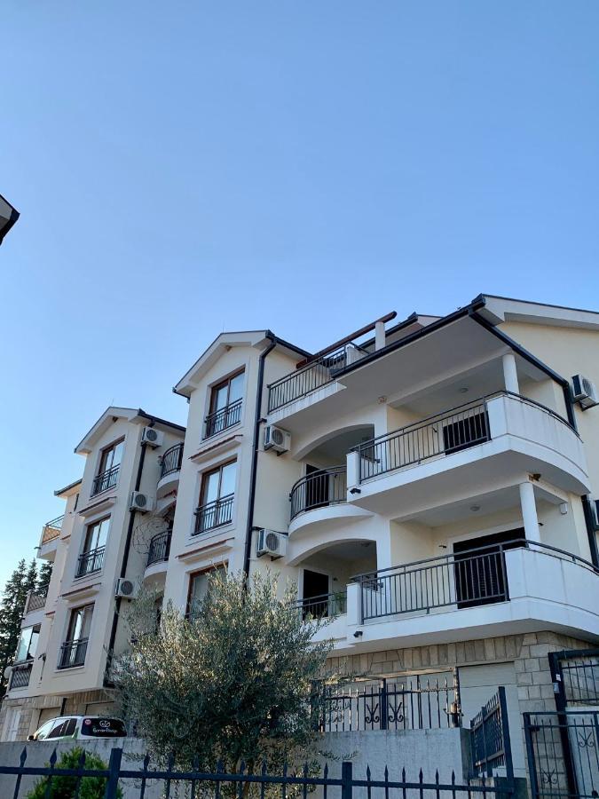 Lastochka.Mne Apartments Baošići 外观 照片
